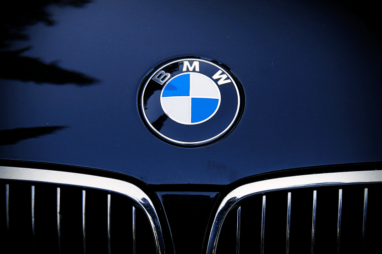 auto vesti bmw 2