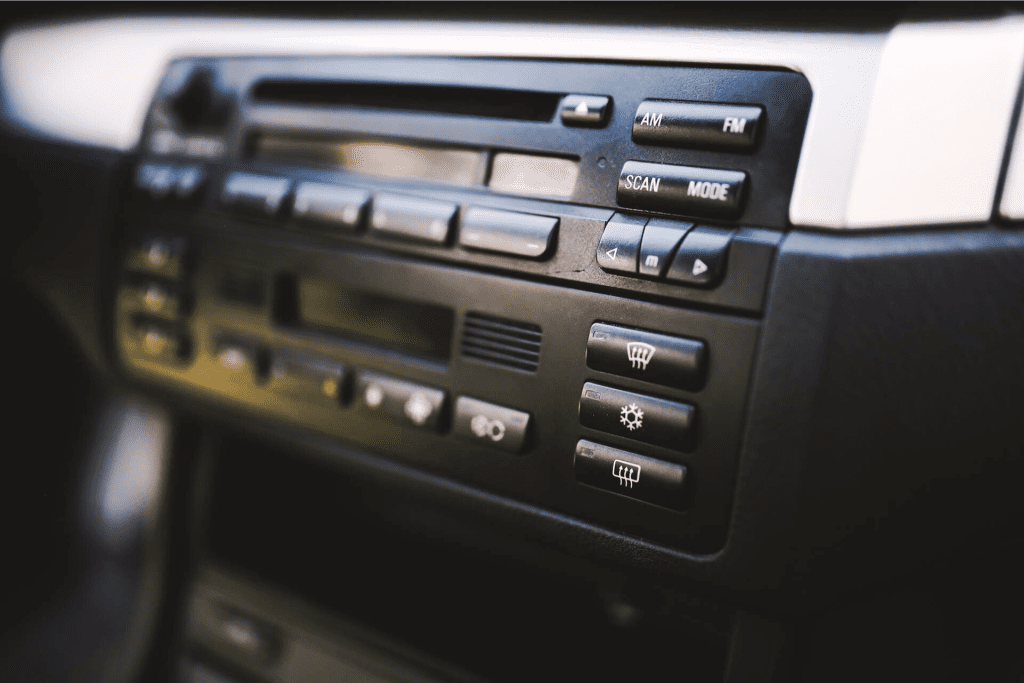 radio za auto 3