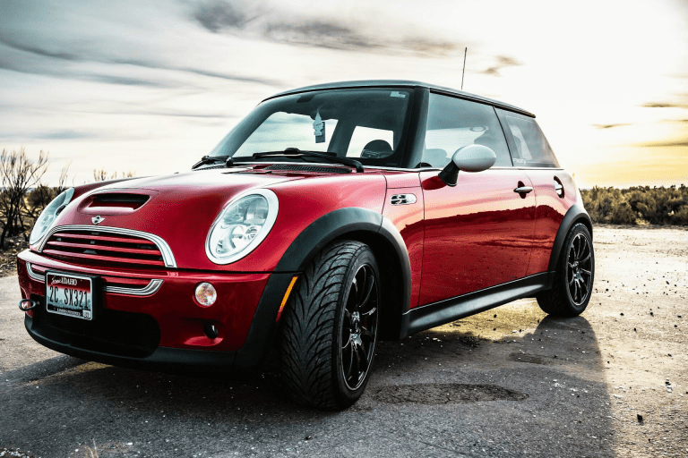 2. Mini Cooper