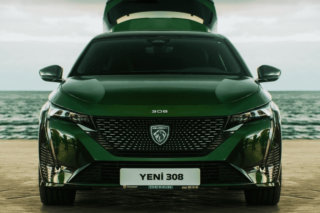 2. Peugeot 308