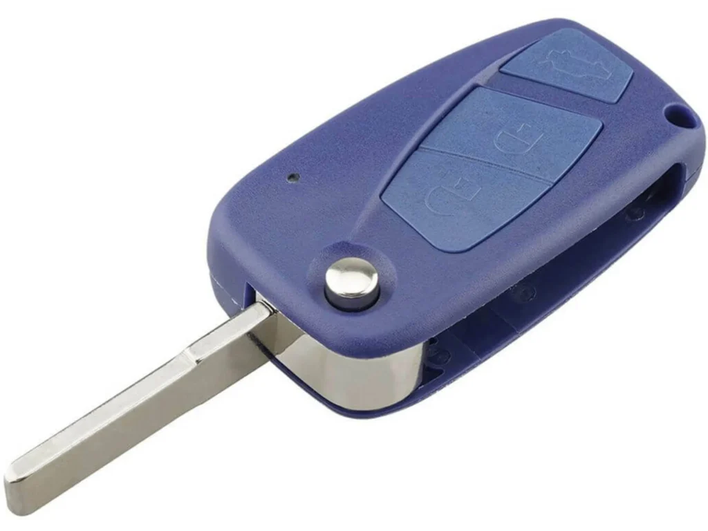 888 Car Accessories kućište E37-AP000 za preklopni ključ Fiat sa tri tastera, plave boje